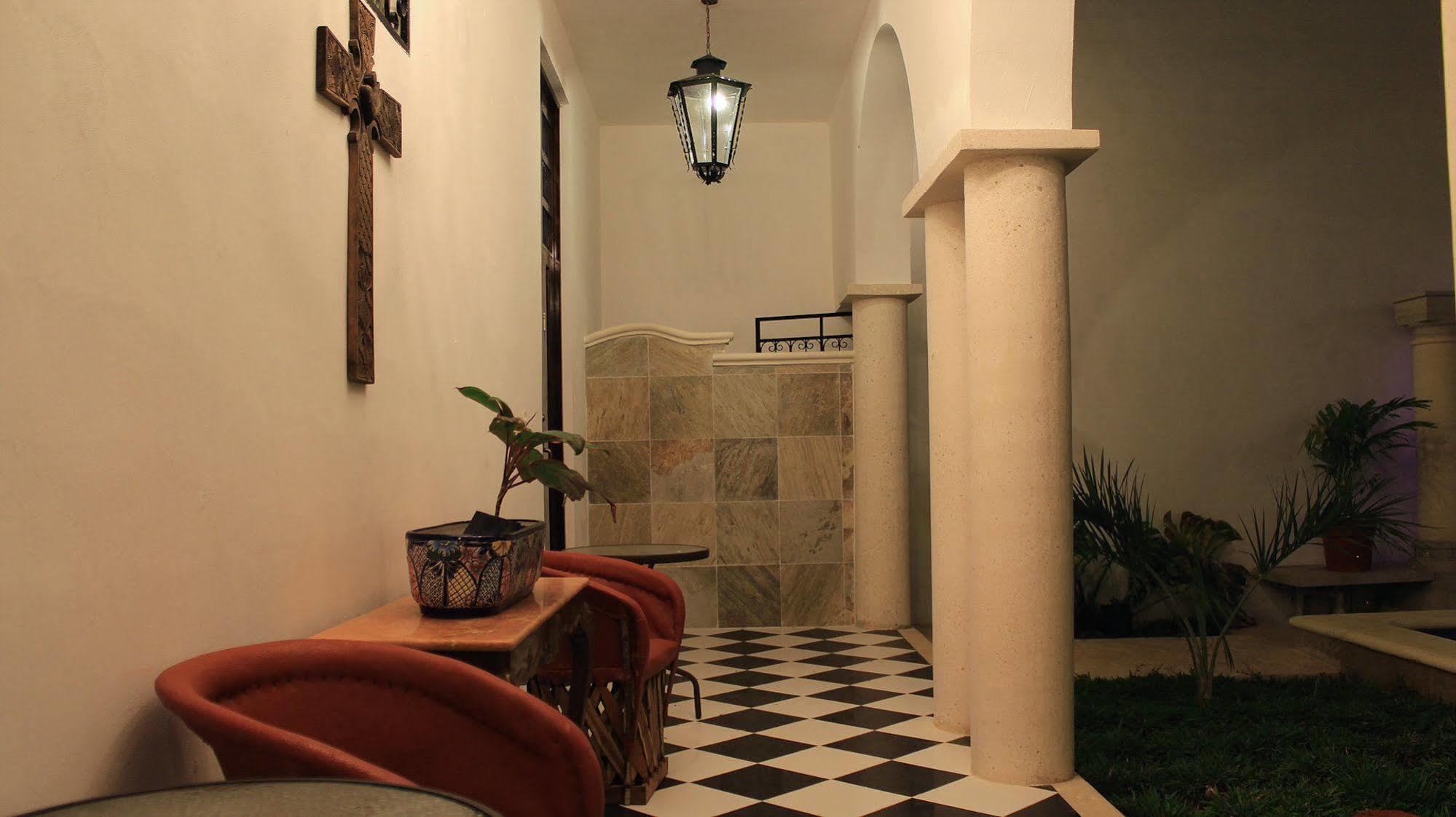 Hotel Hacienda Margot Valladolid  Exterior photo